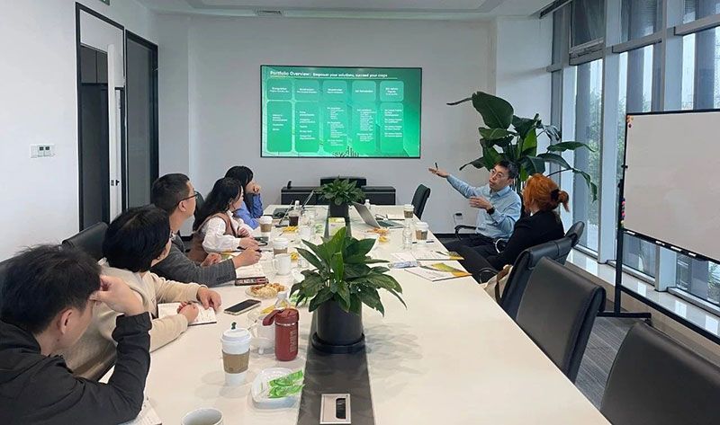 巴西國家植物保護產品協會專家訪問新朝陽，共探生物農業合作新機遇